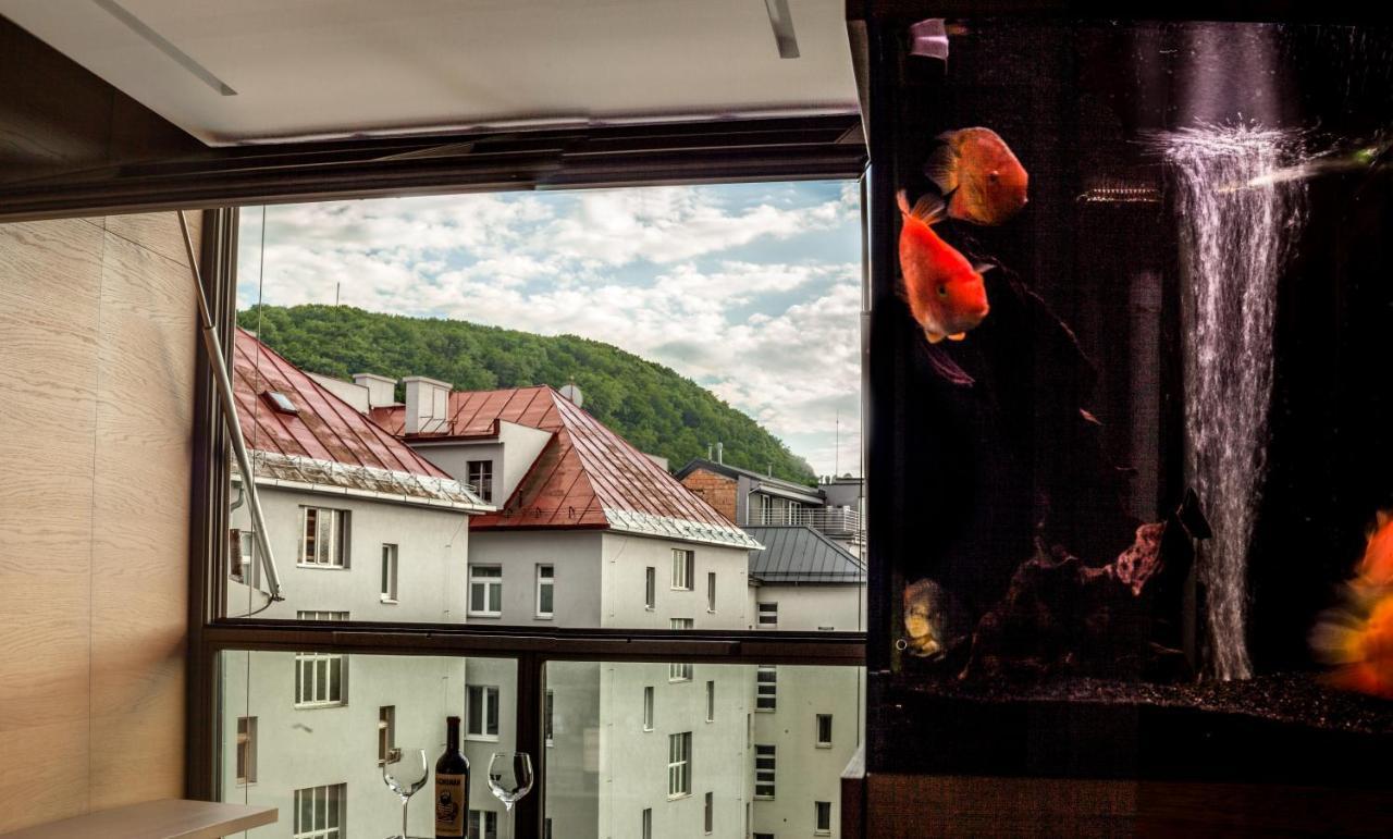 Contemporary Apartment With Fireplace & Terrace Banská Bystrica Esterno foto