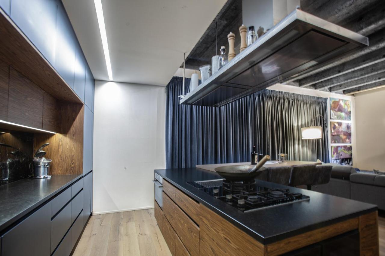 Contemporary Apartment With Fireplace & Terrace Banská Bystrica Esterno foto